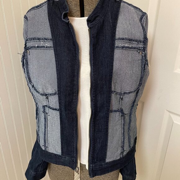 BACCINI DENIM JACKET, UNLINED, DARK WASH, ZIPPER CLOSURE, SIZE LARGE - Picture 6 of 8